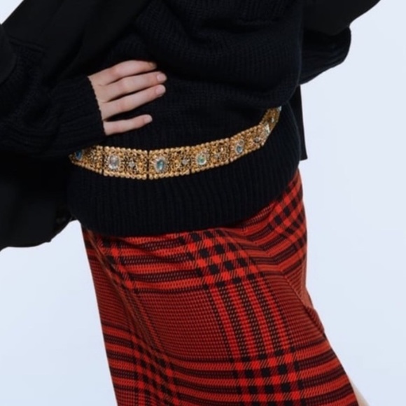NWT. Zara Golden Bejewelled Belt. - Picture 3 of 6